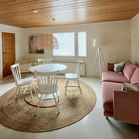 Appartement Ulkoilureittien Aeaerellae